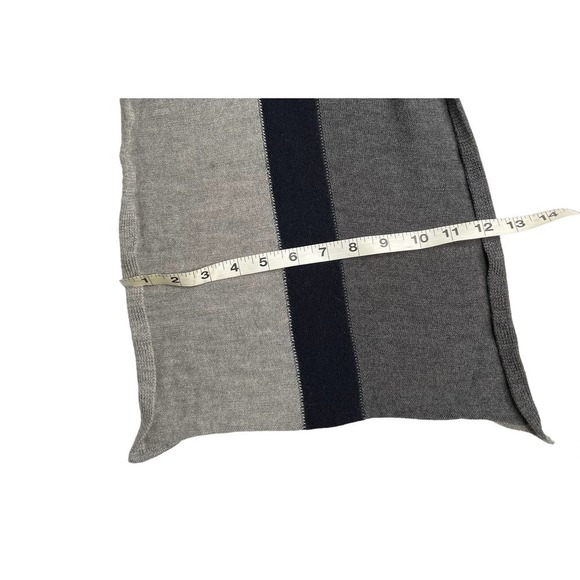 𝅺drake’s of London 100% Lambswool Striped Scarf - Picture 7 of 9